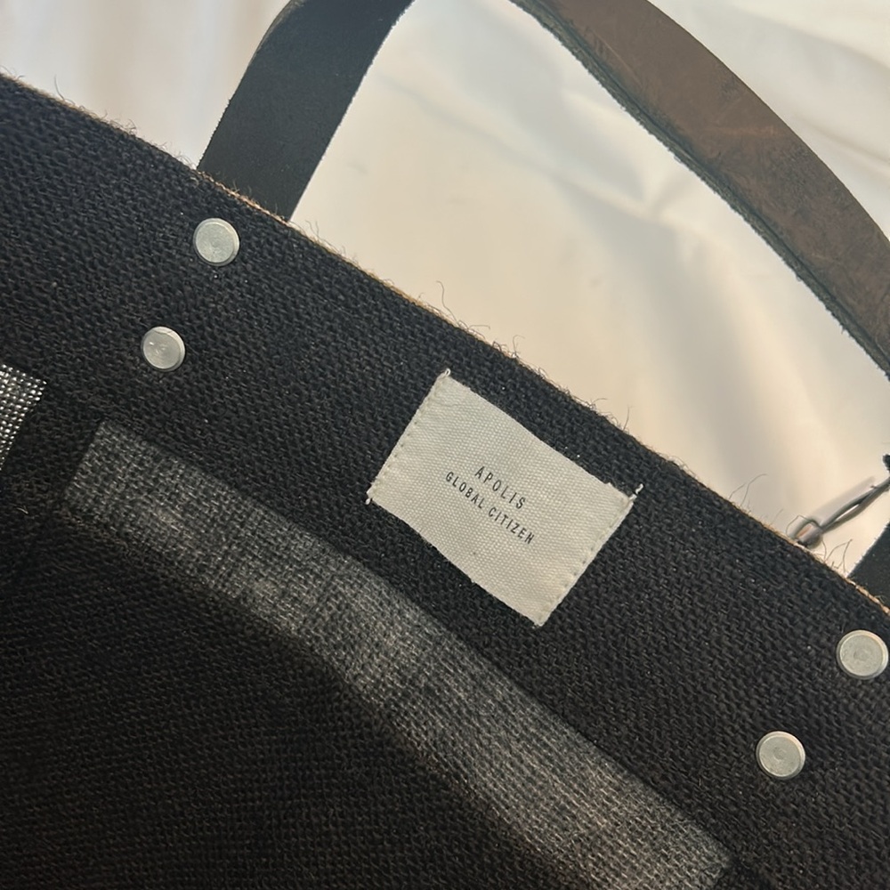 Tote - Picture 6 of 7